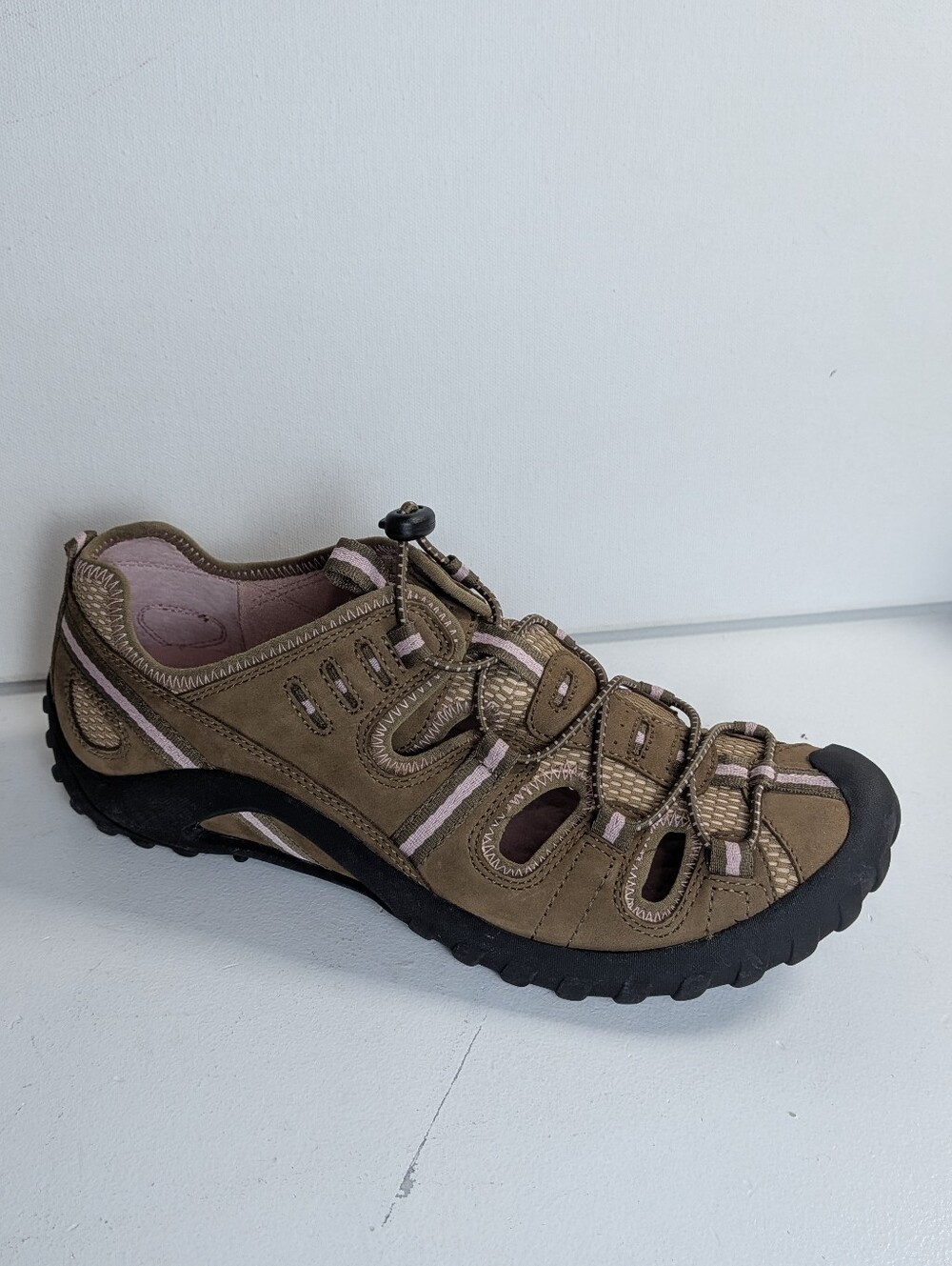 Privo Women's Leather Supportive, Closed Toe, Adjustable Sandals Brown Size 8.5